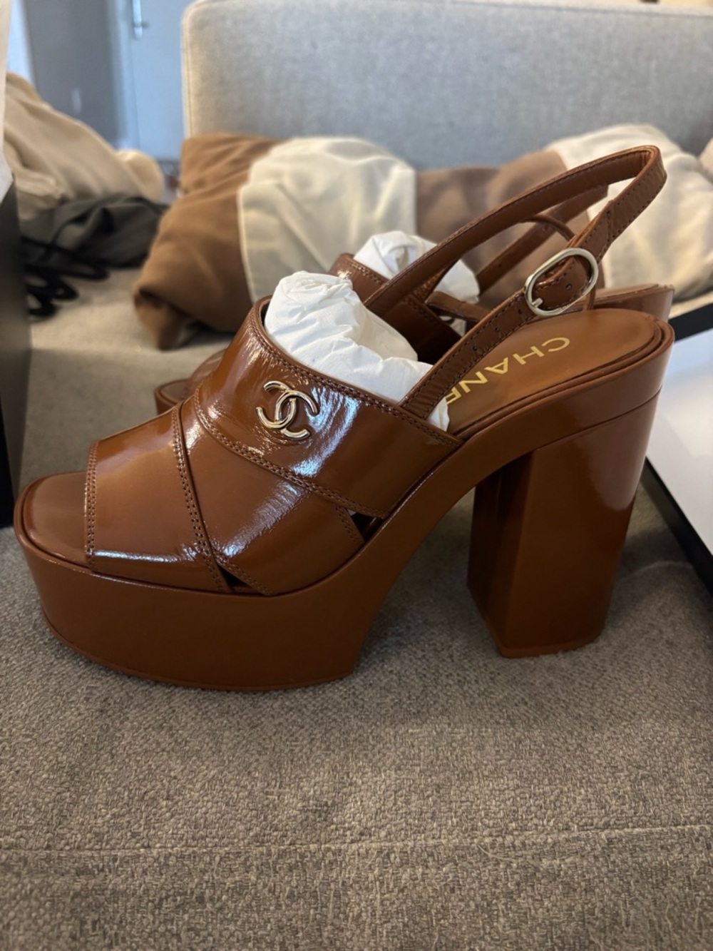 CHANEL Brown Patent Leather Platform Slingback Sandals with CC Logo NIB 37.5